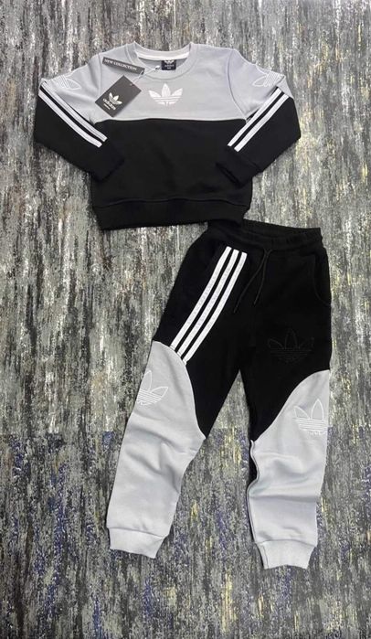 Спортен екип/анцунг от две части за деца и бебета