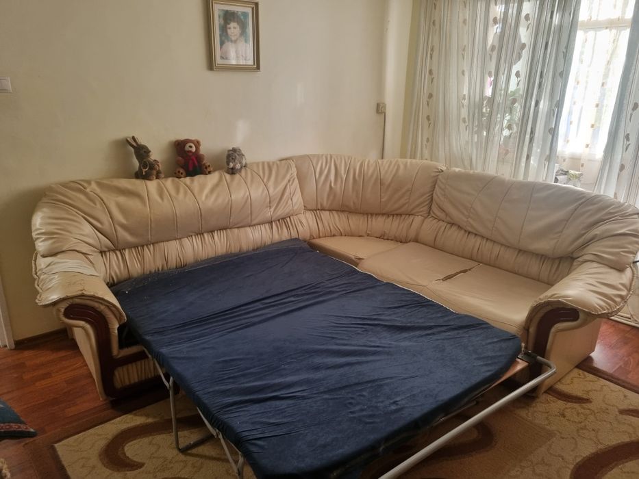 De vanzare coltar living