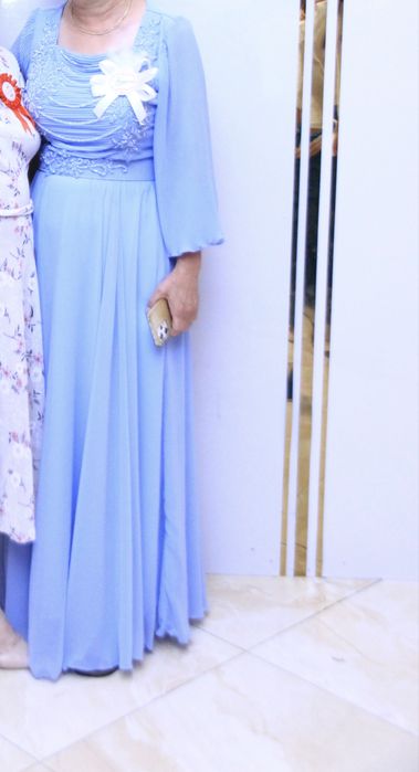 Продам платья одевала всего лишь раз на той