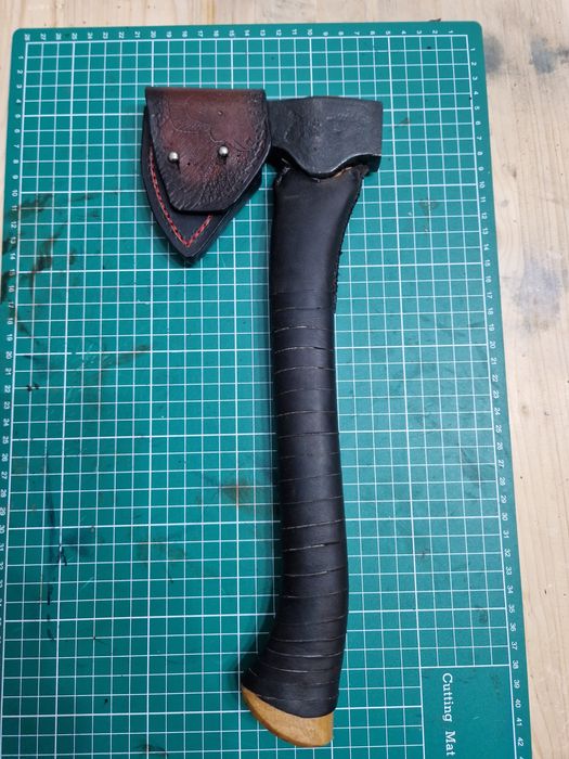 Topor pentru bușcraft sau vânătoare
