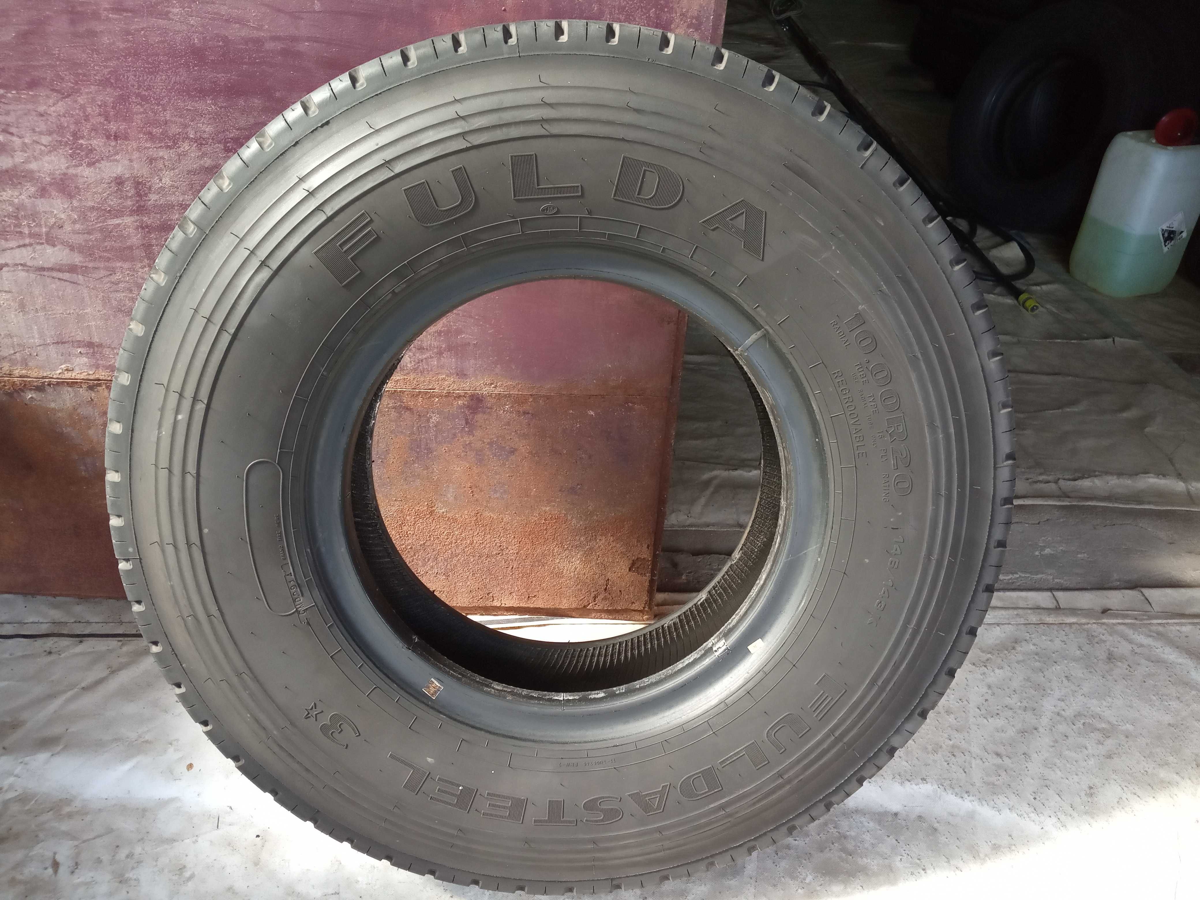 1 гума 10.00R20 Fulda Steel 3* 146/143K 16PR TT комплект 330лв. С ДДС