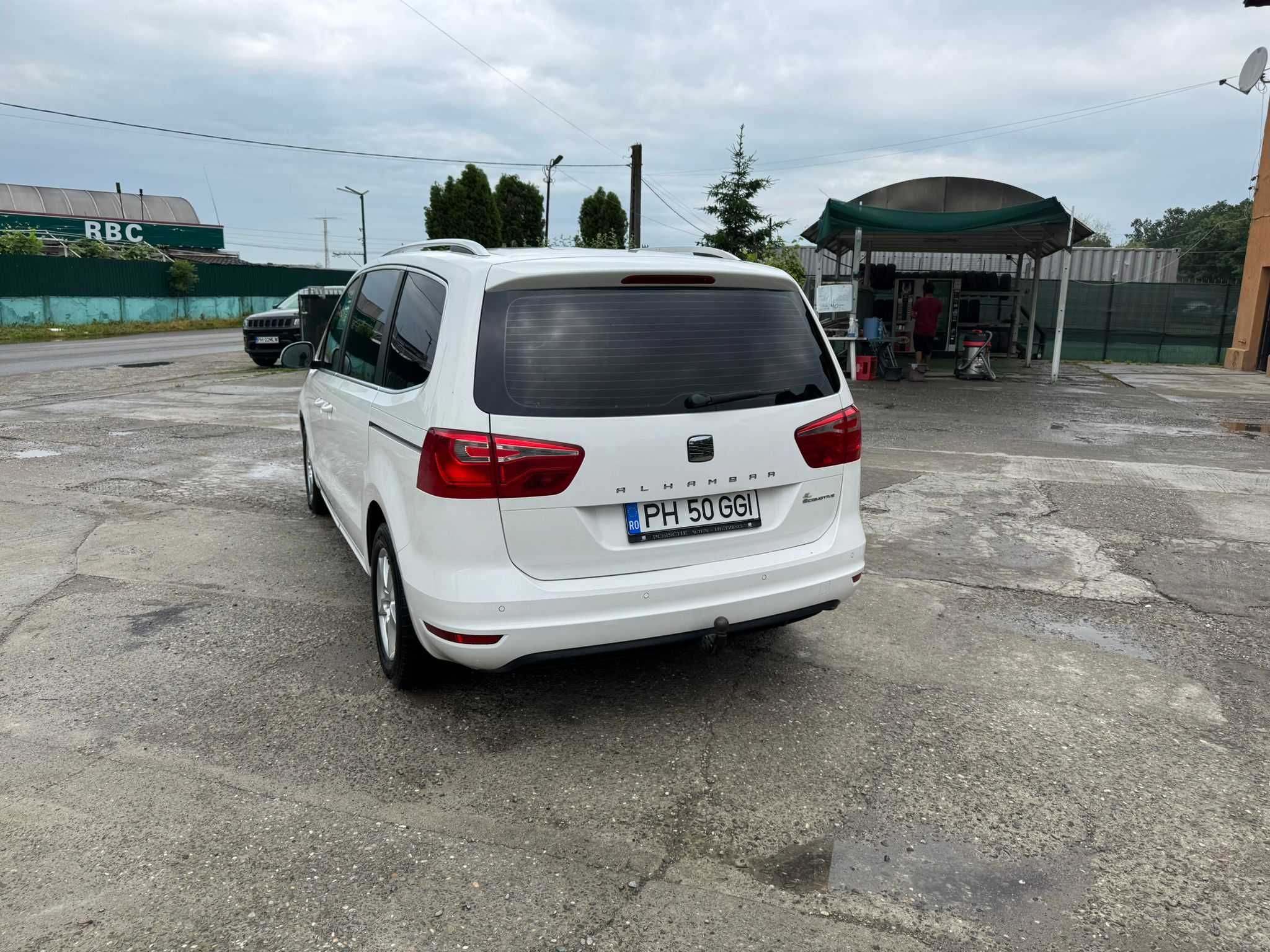 Seat Alhambra 2013 ,140 cp