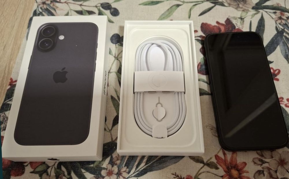 iPhone 16, 100% baterie, garantie 2027, full box, ca nou !!!
