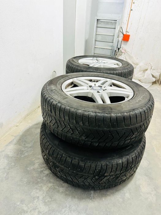Vand jante cu anvelope Pirelli 235/65/17