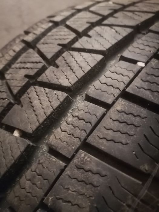 Гуми за бус 215/65/15C