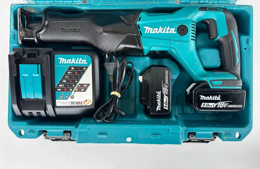 Makita DJR186 - Акумулаторен саблен трион 2x18V 5.0Ah