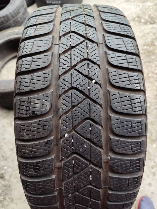 Anvelope 205 40 17 Pirelli M+S