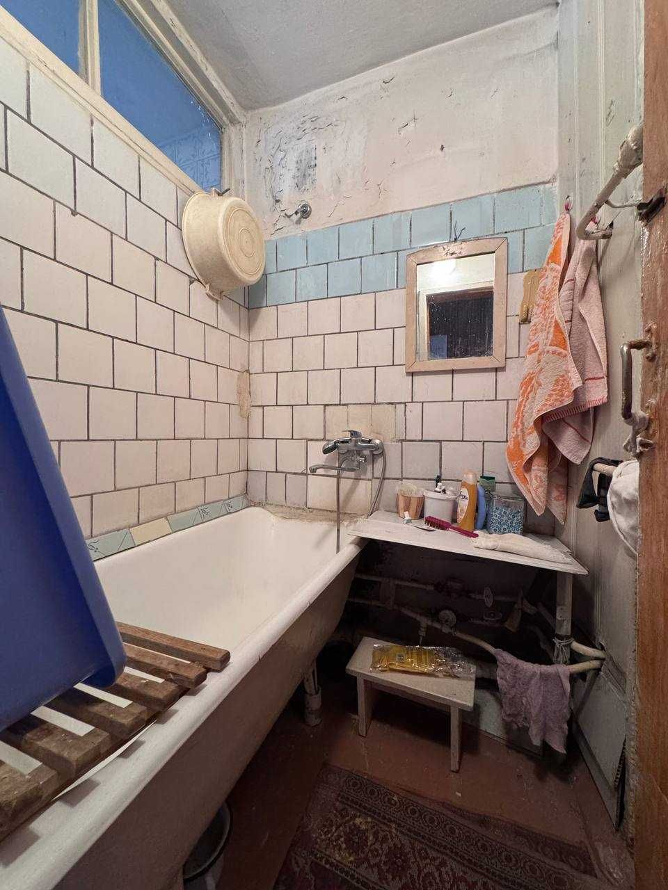 Юнусабад, ор-р Батанический сад, 3/4/4 кирпич 66 кв.м. без ремонта=