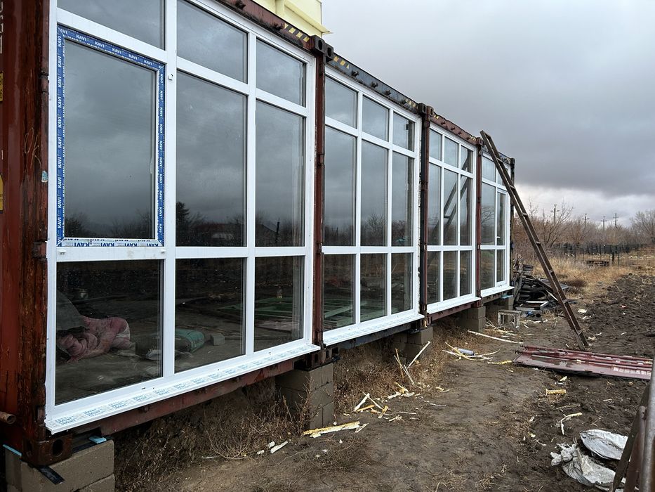 Окна. Двери. Витражи. Балконы.