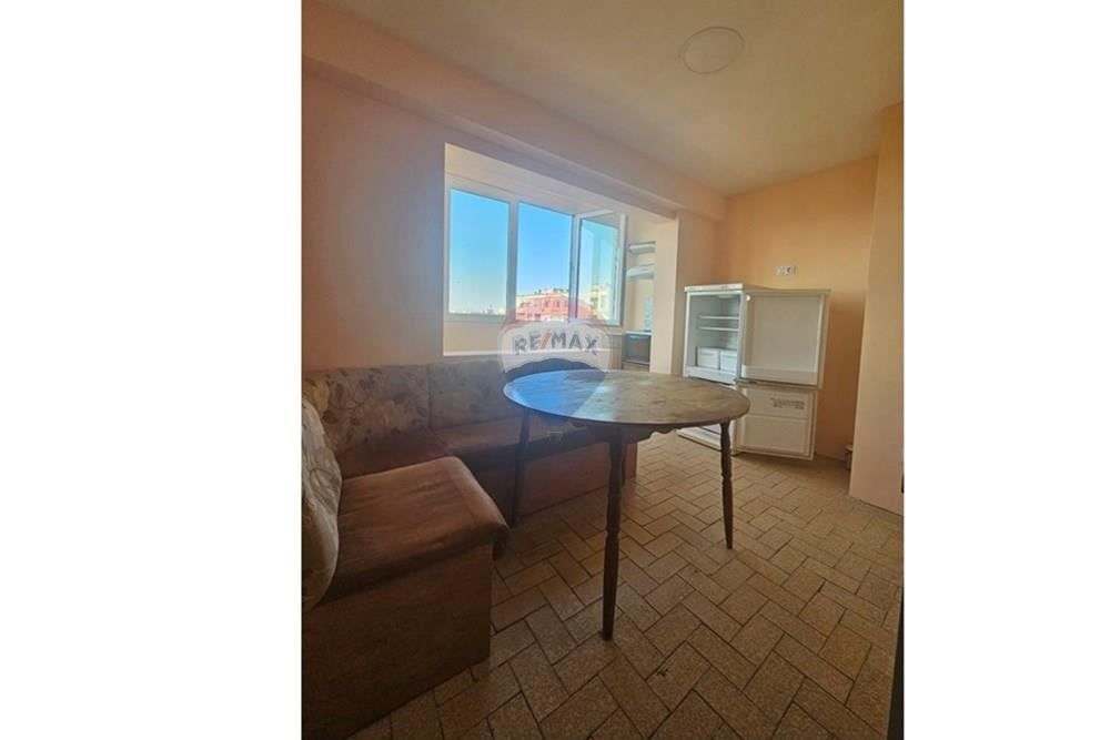 2-ен апартамент под наем, ж.к. Владислав Варненчик Д.В 4246