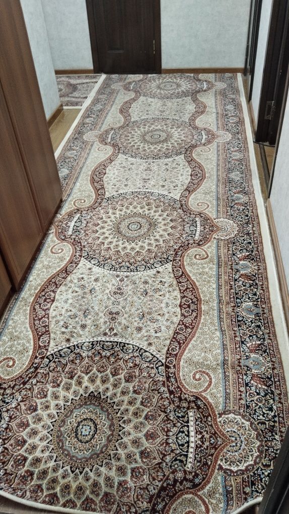 Дорожки срочно продам 4.20*1.50