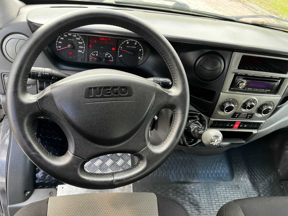 Iveco Daily 35C 15 - basculabila pe cutie de fabrica