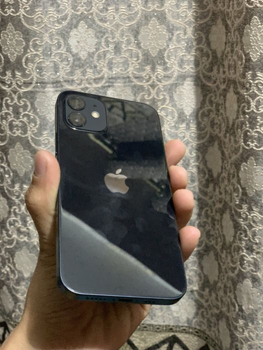 Iphone 12 ideal holatda