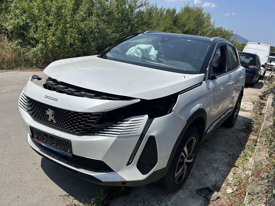 Peugeot 3008 1.5HDI 2022г За части!!!