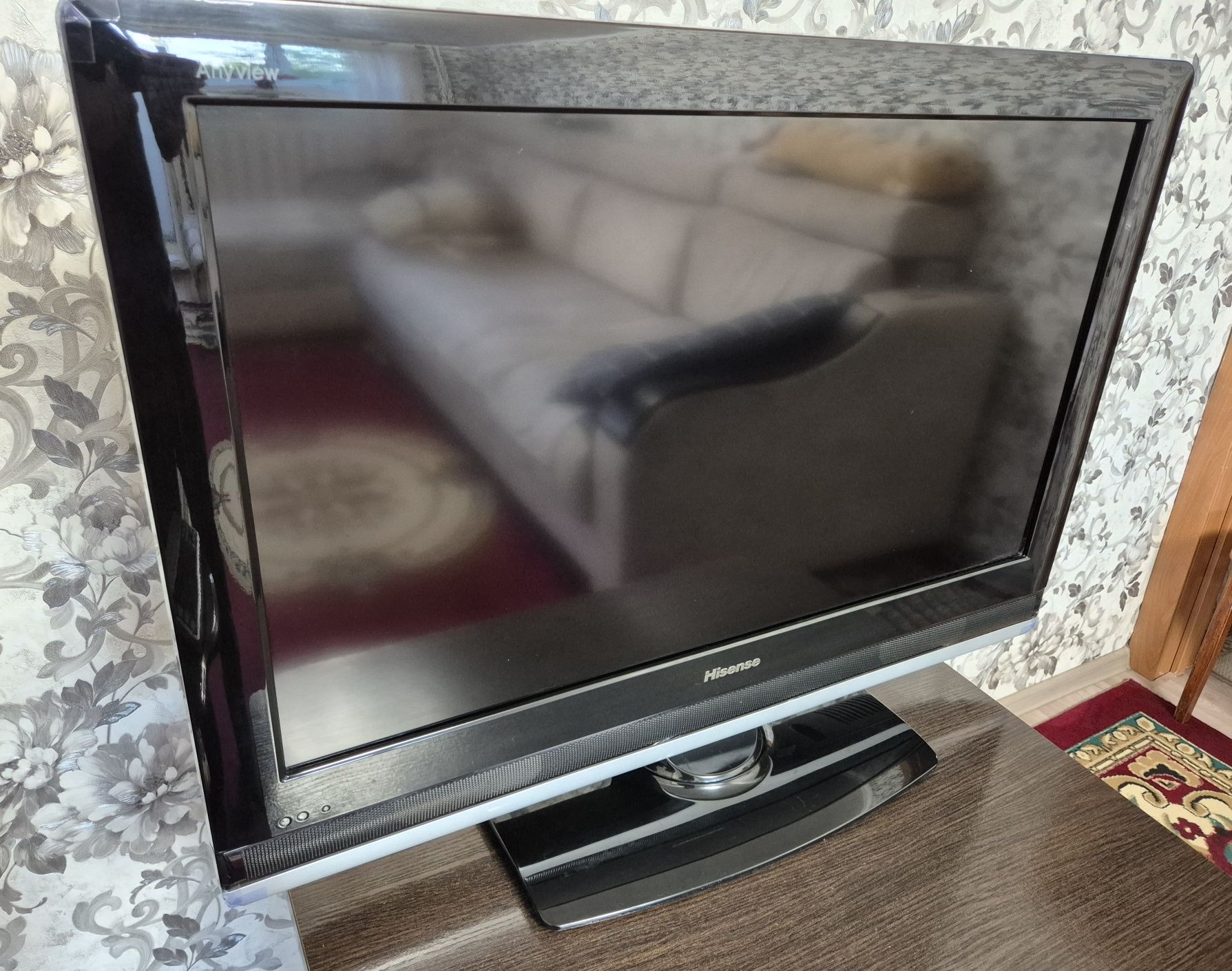 Телевизор Hisense LCD32W61N