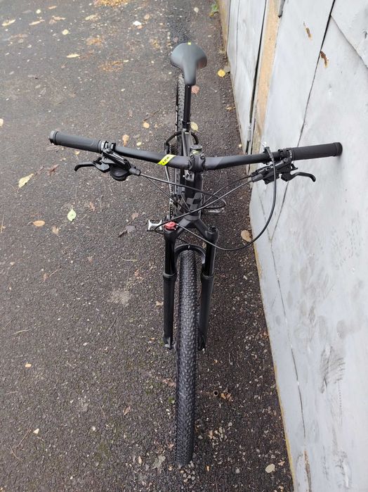 Vând bicicletă Cube Acid 2x29" gri închis/galben