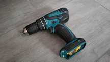 MAKITA Masina de gaurit  insurubat fuctionala se vinde fara acumulator