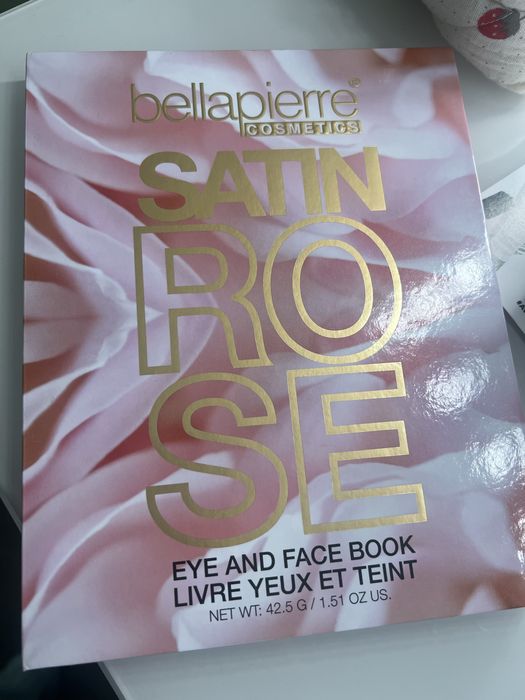 Сенки/ палитра за лице и очи Satin Rose