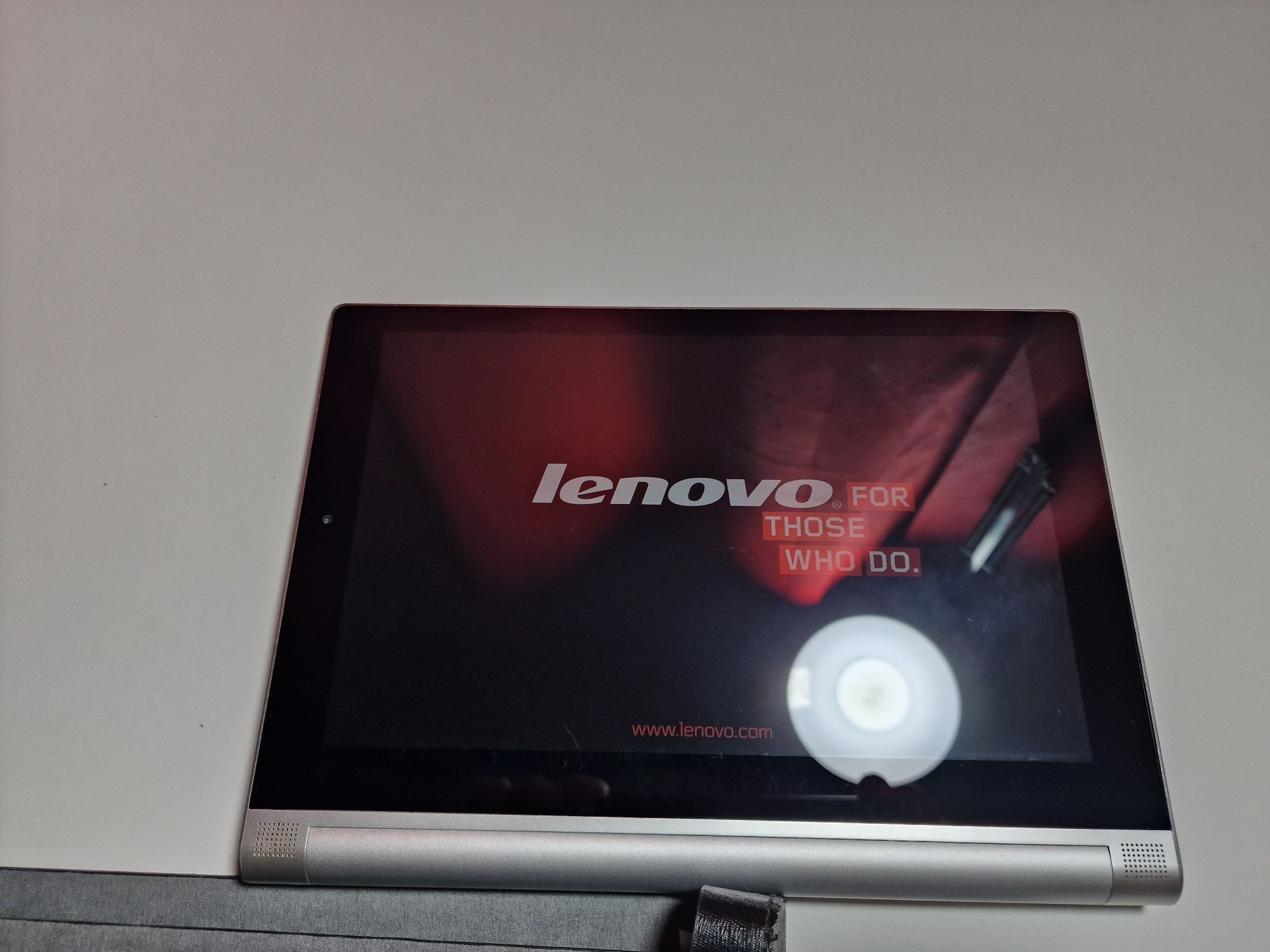 Tableta Lenovo Yoga 2