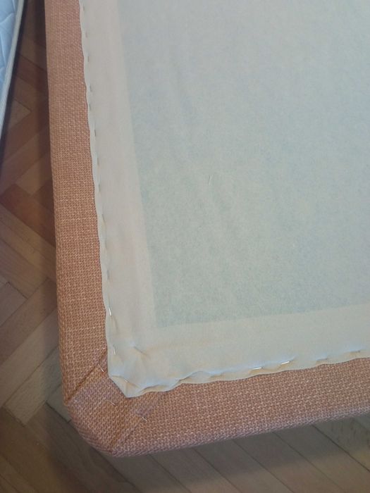 Обзавеждане от къща за гости - кревати - НАМАЛЕНА ЦЕНА, лампи, одеала