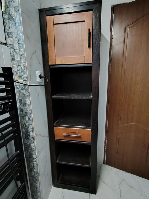 Dulap înalt pentru baie sau hol 190/50. Lemn masiv