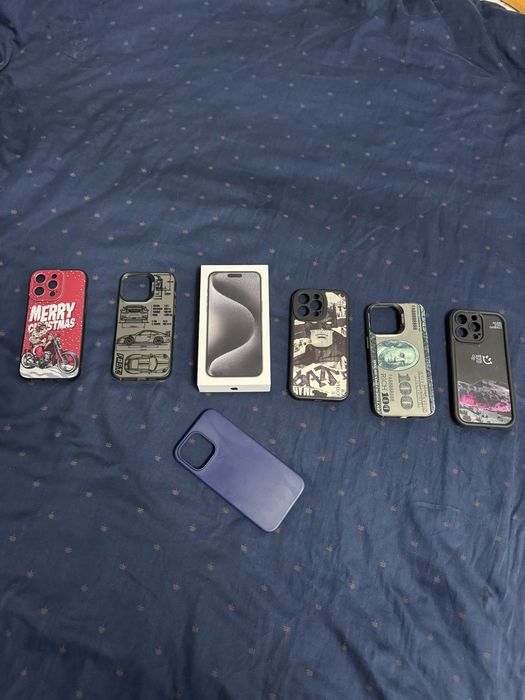 Huse Iphone 15 pro max!