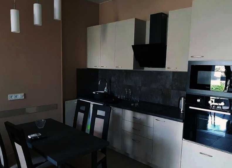 Дава се под наем Двустаен апартамент в Пловдив, Кършияка - 58 кв.м за 239.7 € - Снимка #1