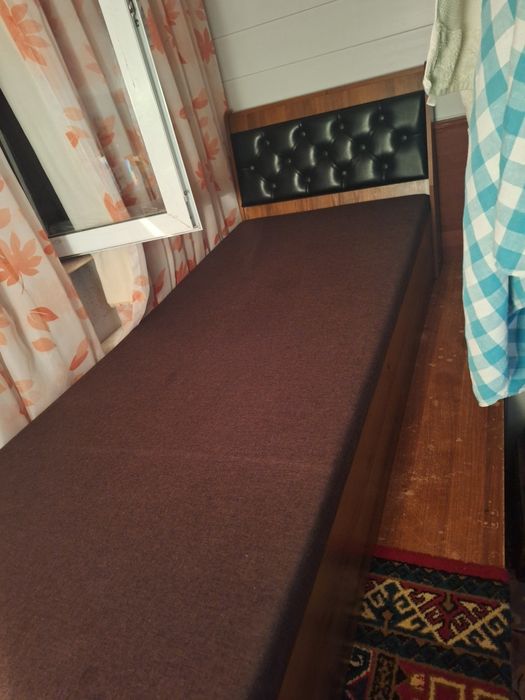 Продаётся кровать сундук