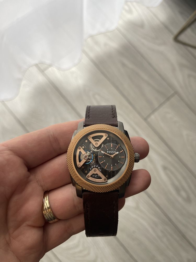 Ceas Fossil model ME1122