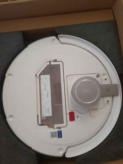 Robot aspirator cu mop Ecovacs X1 Omni