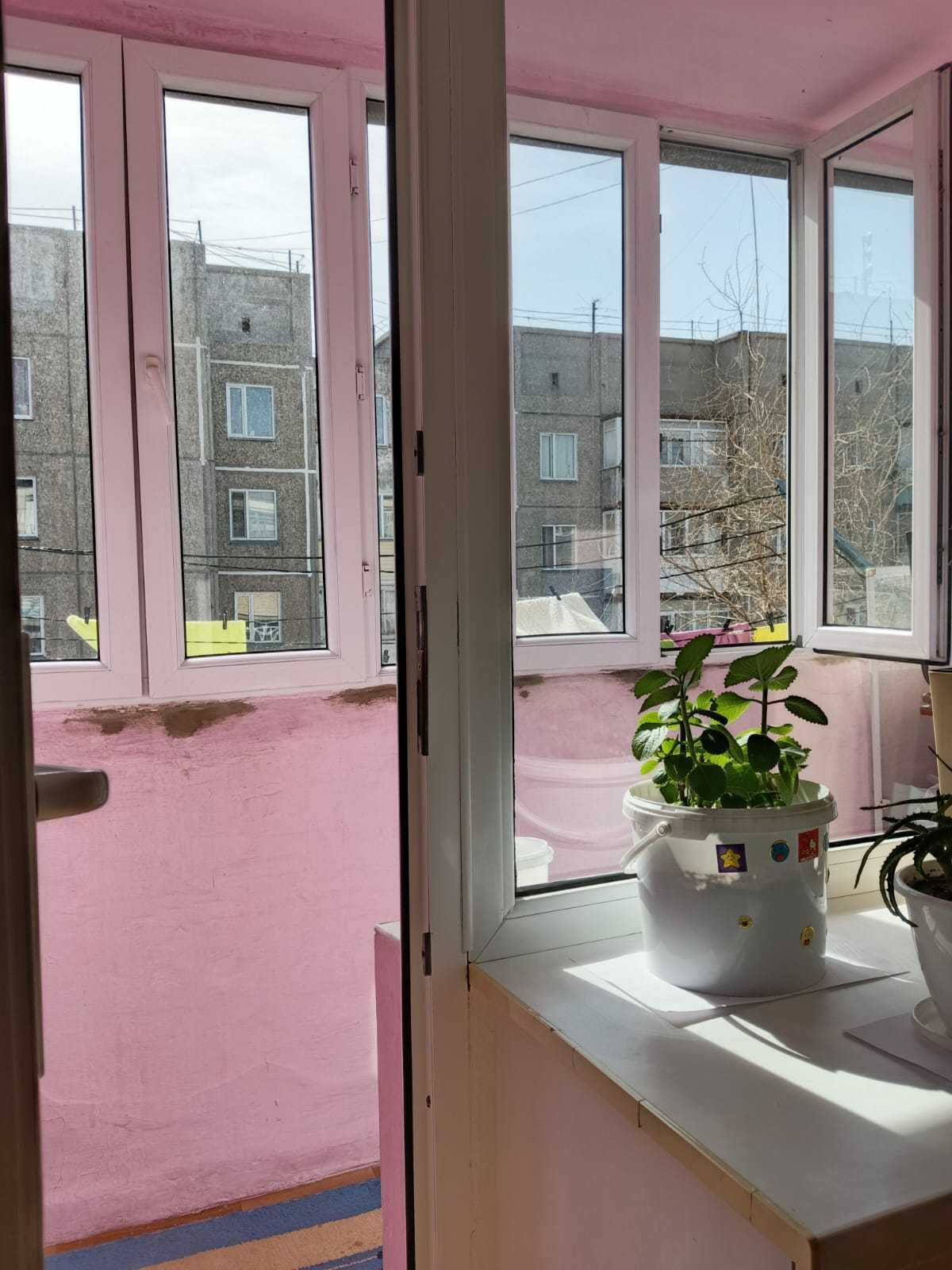 В Центре-3 предлагаем 3-ком квартиру с мебелью и быт.техникой