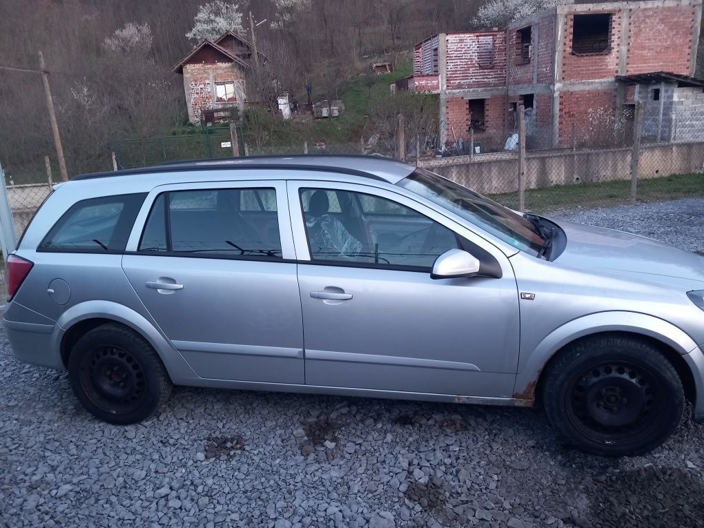 Opel Astra H 1.7cdti-80кс./2006/-на части