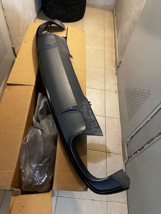 Оригинален дифузьор AUDI S4 8W B9 BUMPER DIFFUSER 8W0807521D