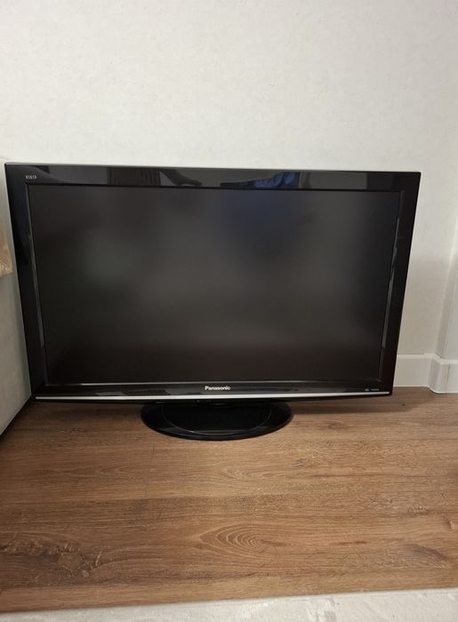 Продам телевизор Panasonic в хорошем состоянии