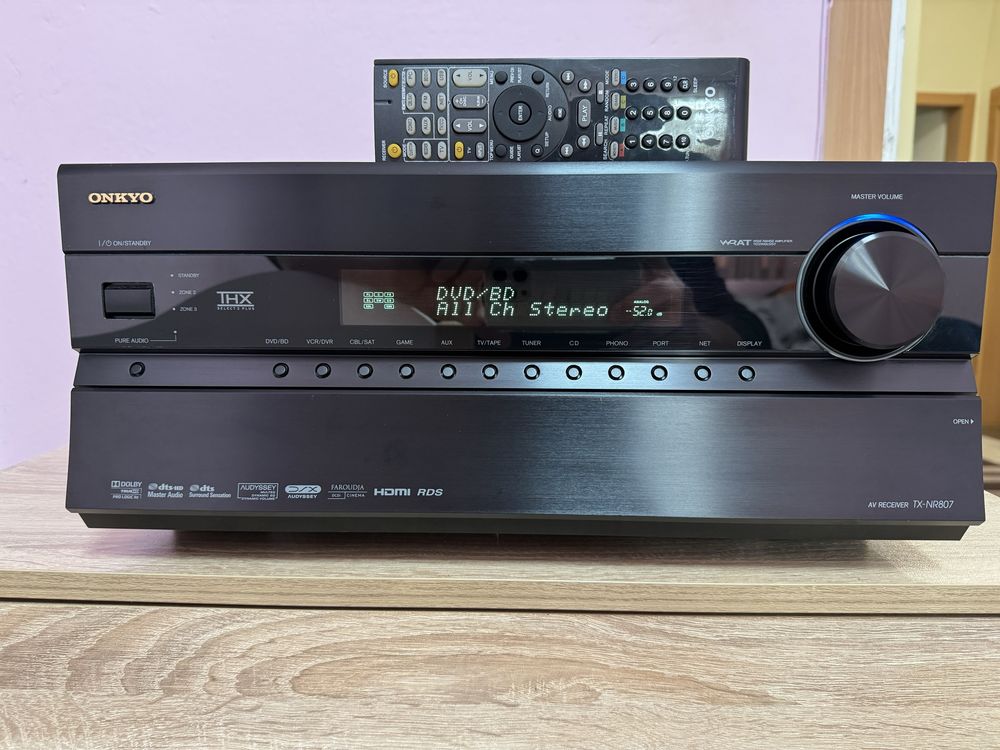 Onkyo TX-NR807 качествен ресивър