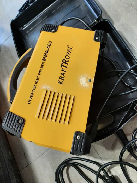 Нов Инверторен Електрожен в куфар KrafT Royal 400 ампера