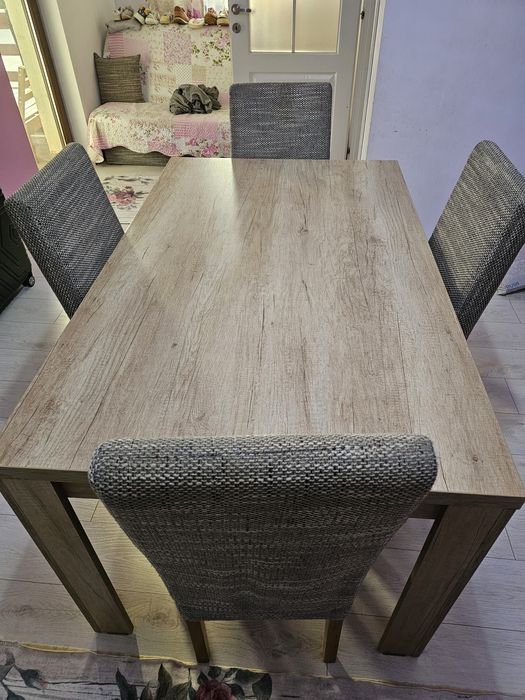 Set masa cu 4 scaune bucatarie Elvila