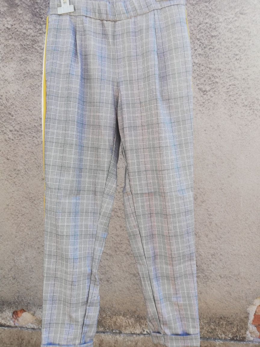 Pantaloni dama Zara