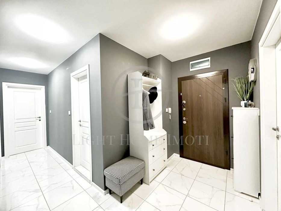 Продава се Тристаен апартамент в Пловдив, Кючук Париж - 130 кв.м за 1612 €/кв.м - Снимка #8