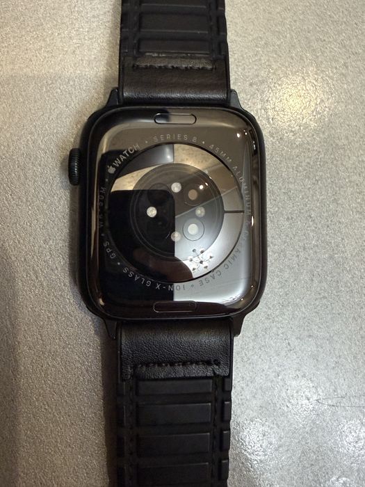 Apple Watch Series 8