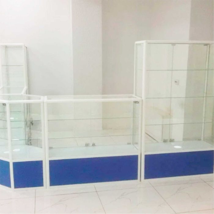 Oynaly prilavkalar, Акция, savdo uskunalari vitrinalar stellajlar