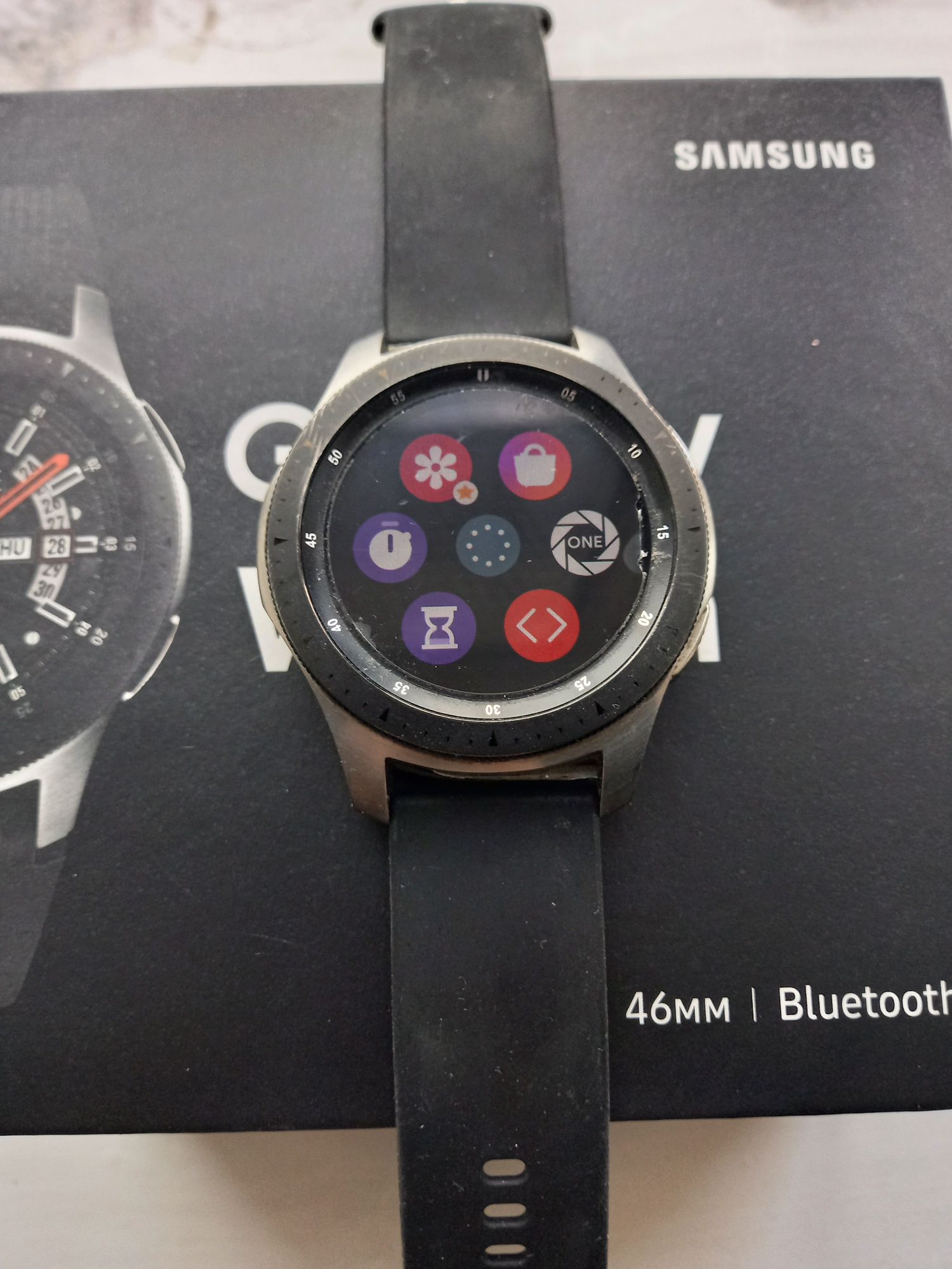 Galaxy watch SM-R800