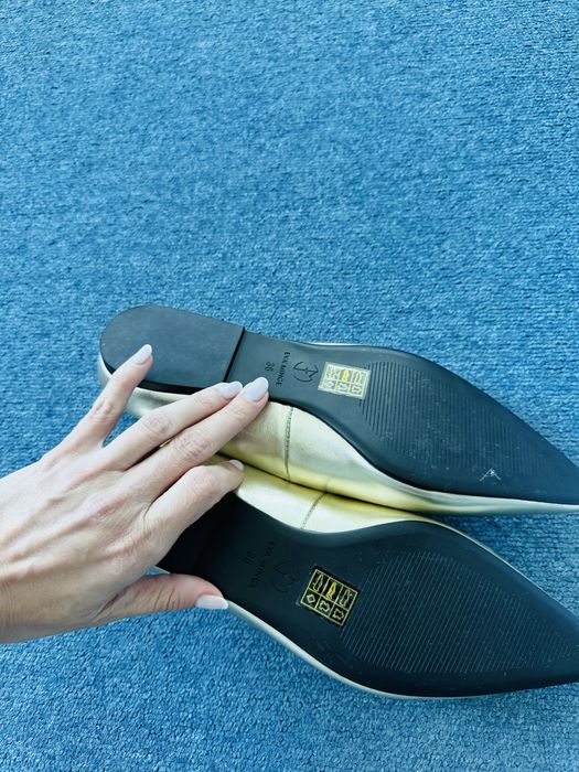 Дамски равни обувки Eva Minge нови