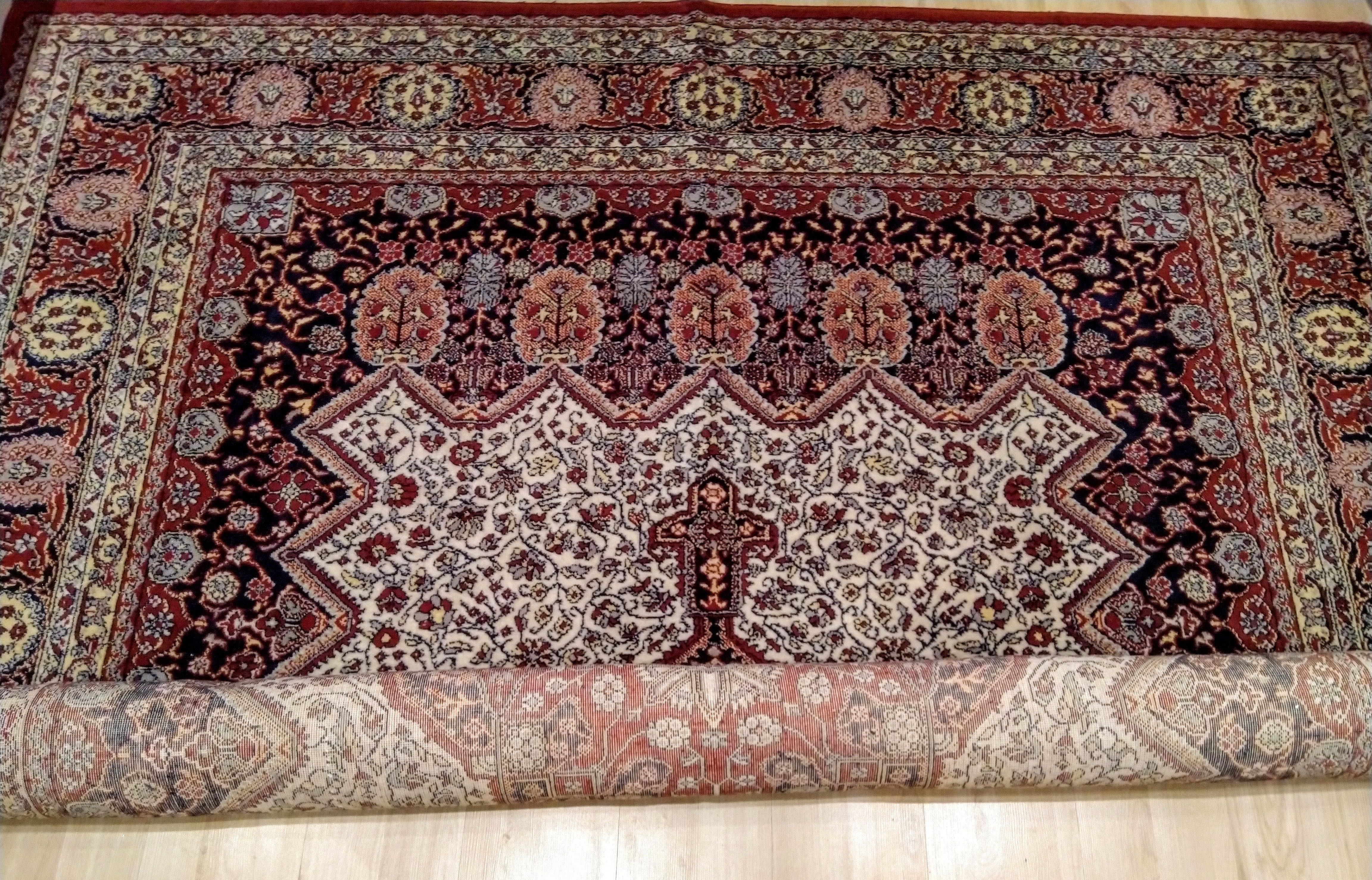 Персийски килими