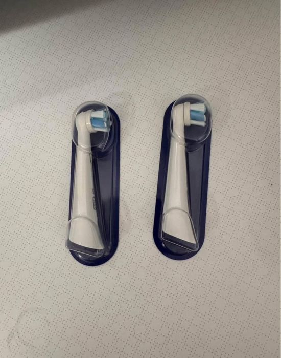 Capete Periuța de dinți oral b io