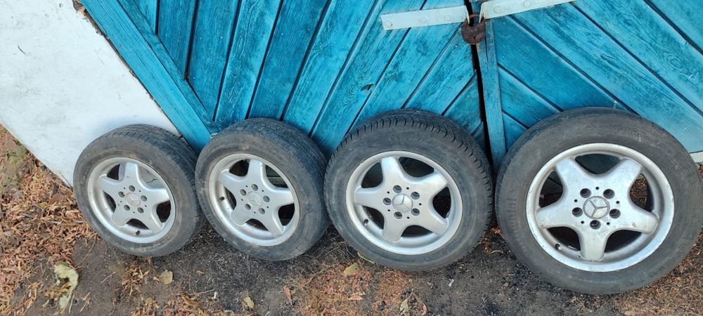 Продам комплект дисков с резиной r15 на мерседес