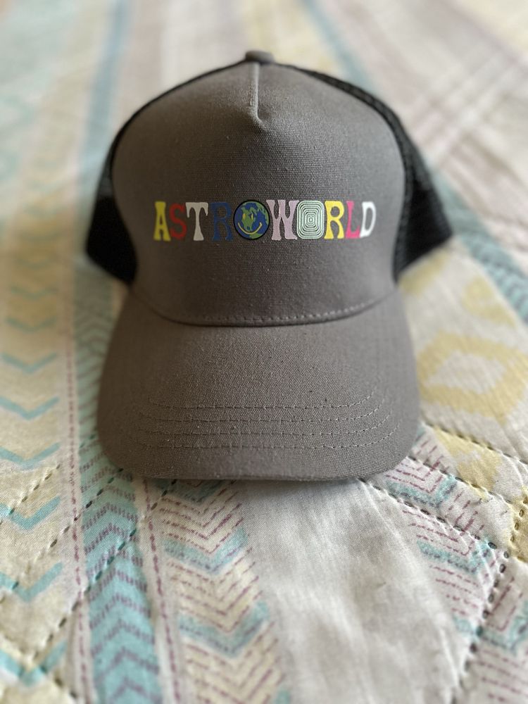 AstroWorld шапка