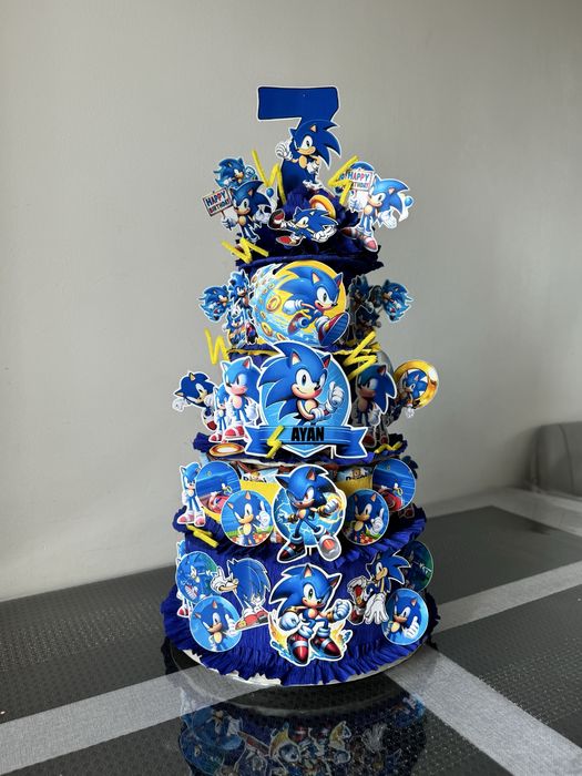 Torturi din dulciuri ambalate