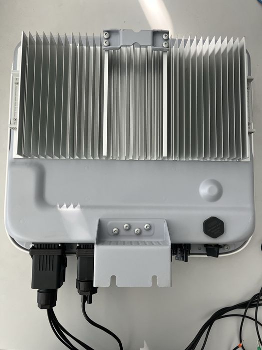 Соларен инвертор Huawei 5KW 3ph