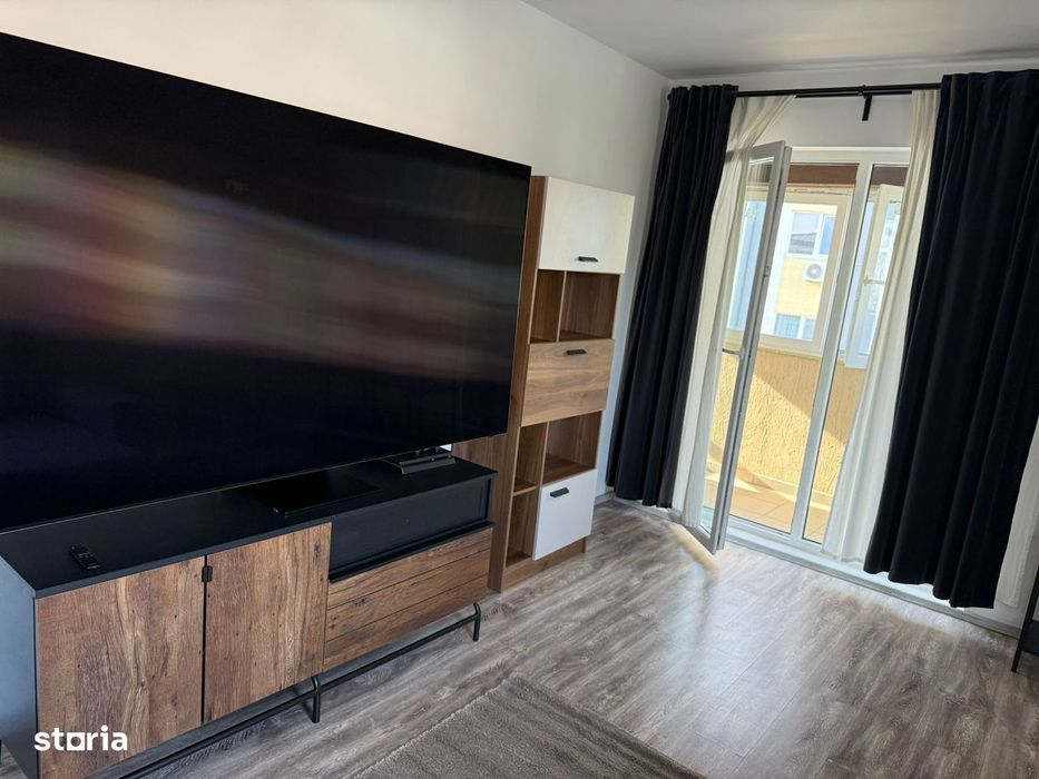Apartament 3 camere ,mobilat parcare inclusa, mutare imediata
